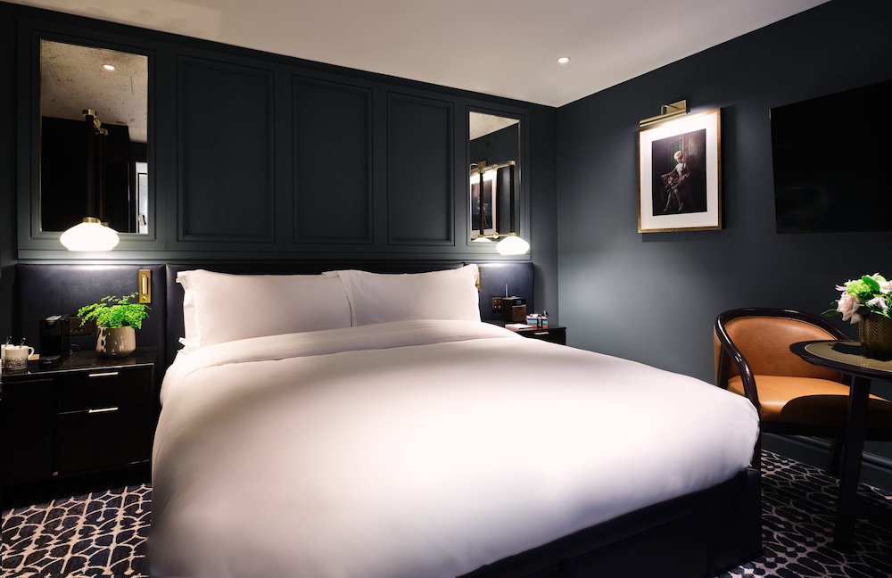 The Mayfair Townhouse 14