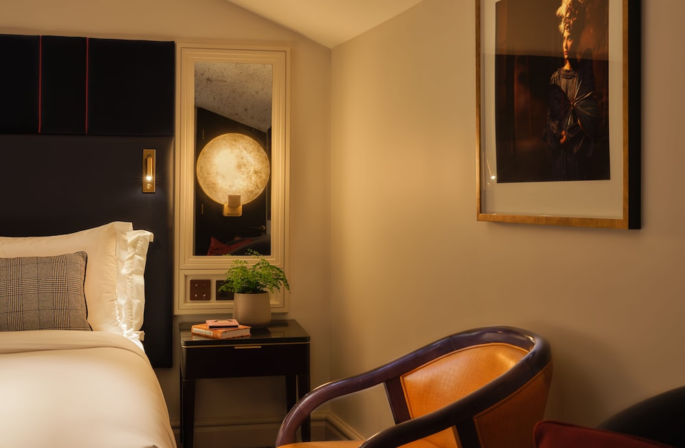The Mayfair Townhouse 20