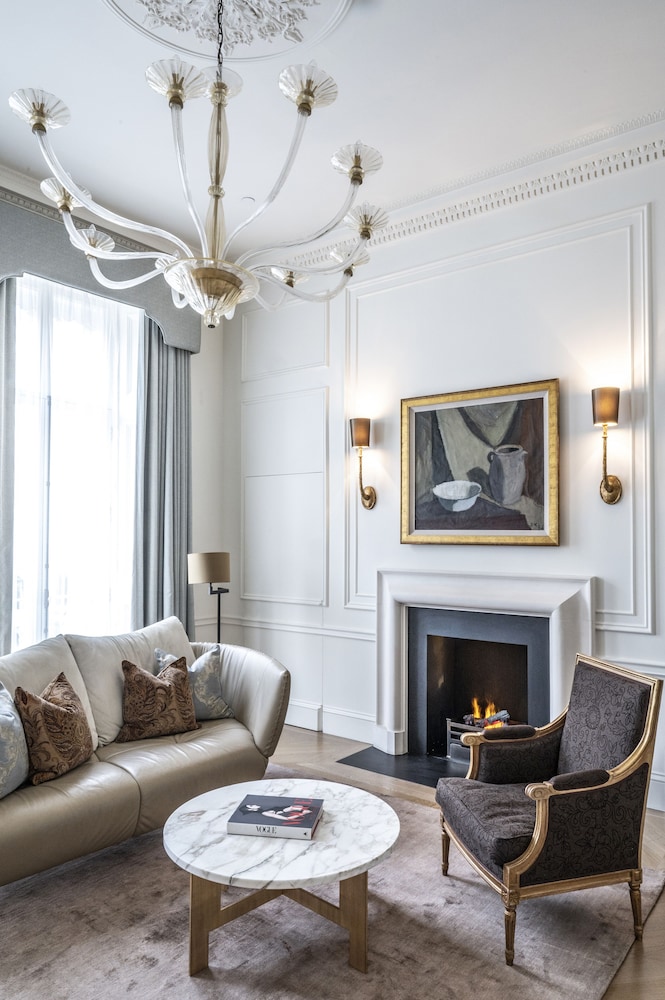 The Kensington 17