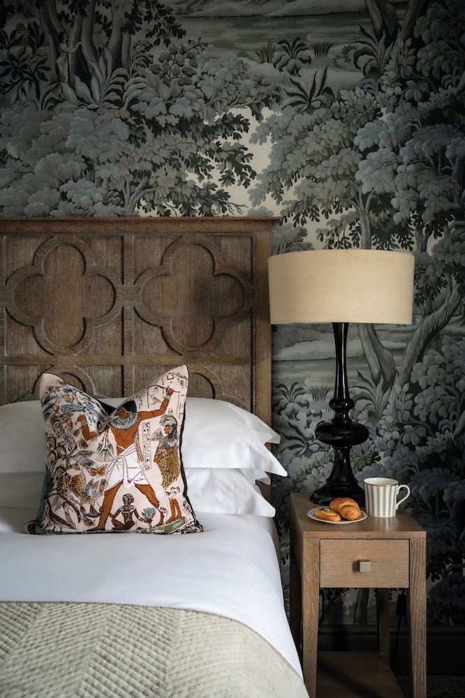The Bloomsbury 20