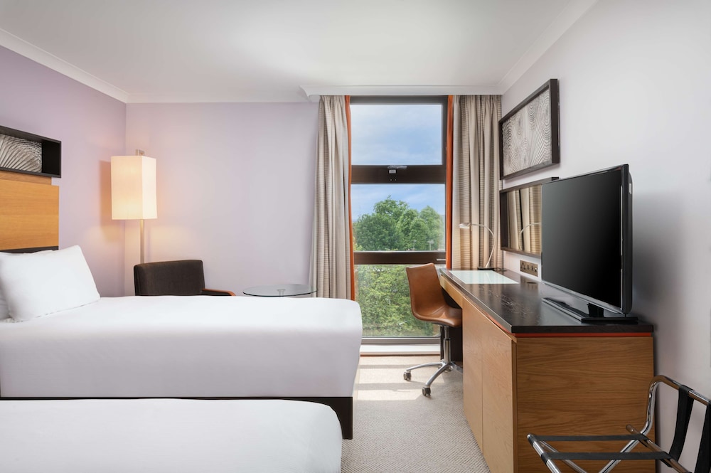 Hilton London Kensington 16