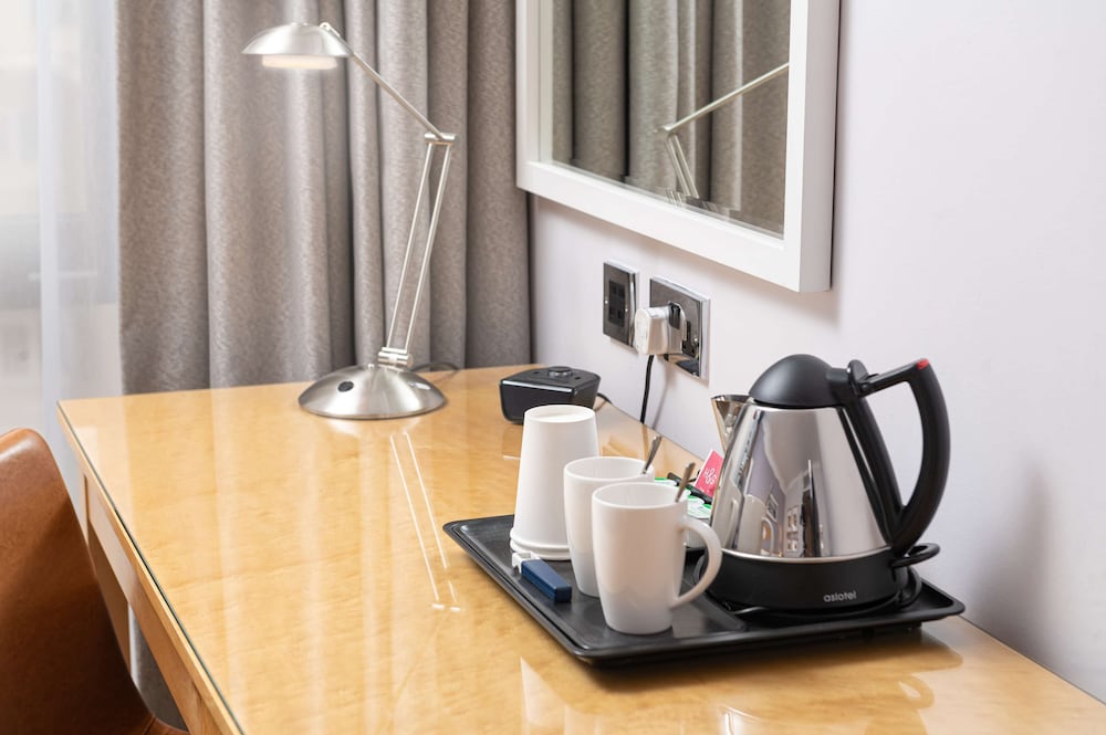 Hilton London Kensington 13
