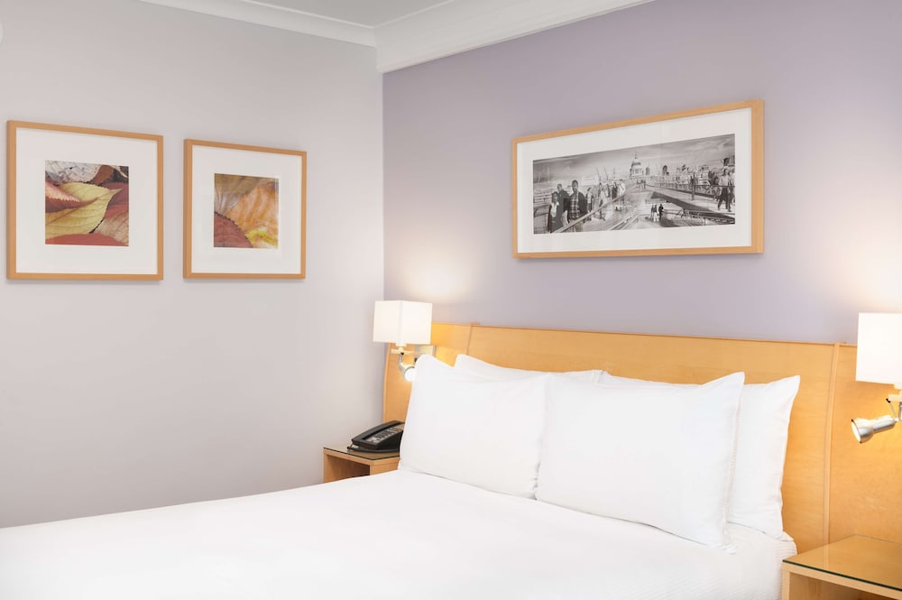 Hilton London Kensington 12