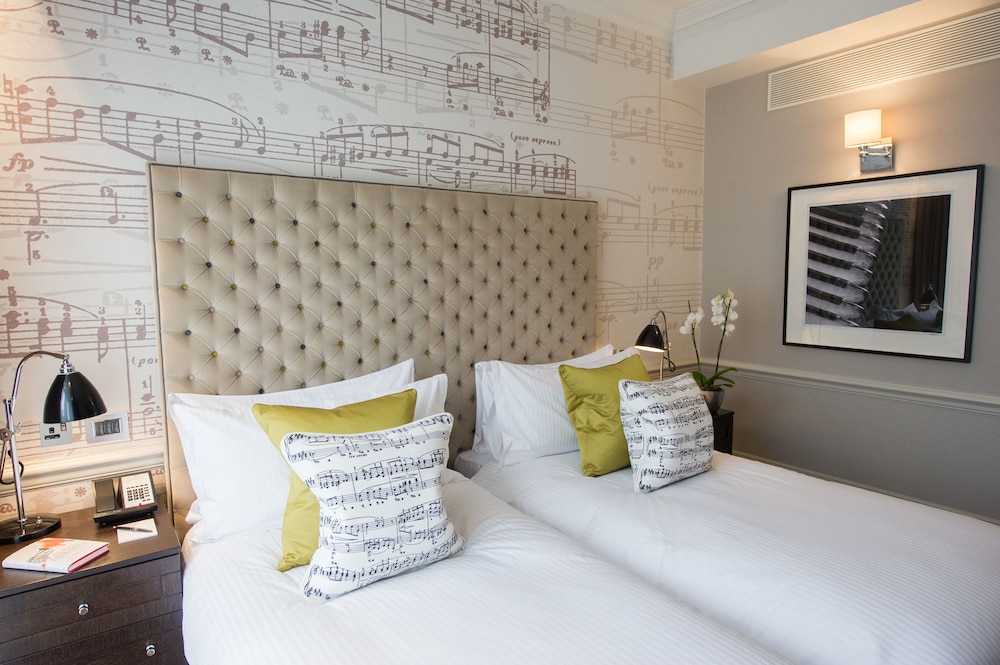The Ampersand Hotel 17