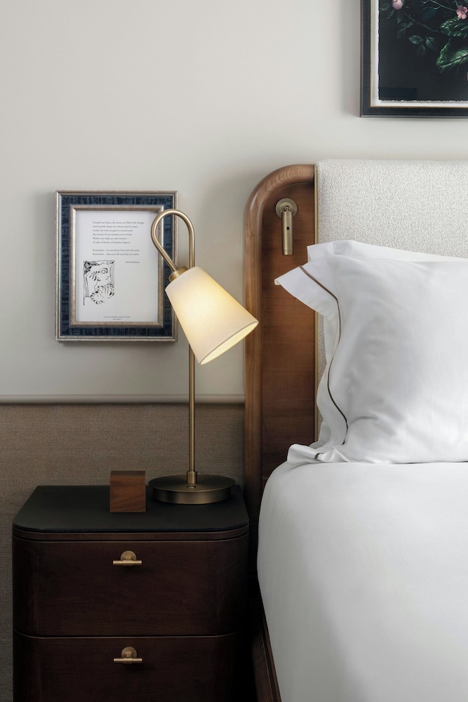 Montcalm Mayfair, Autograph Collection 10