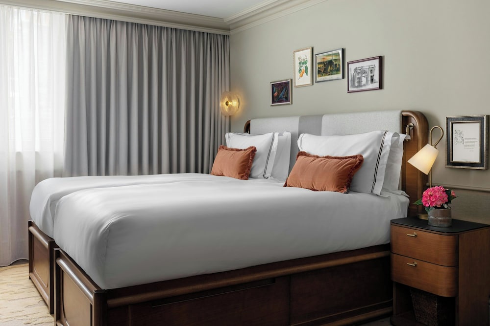 Montcalm Mayfair, Autograph Collection 15