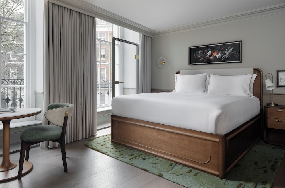 Montcalm Mayfair, Autograph Collection 17