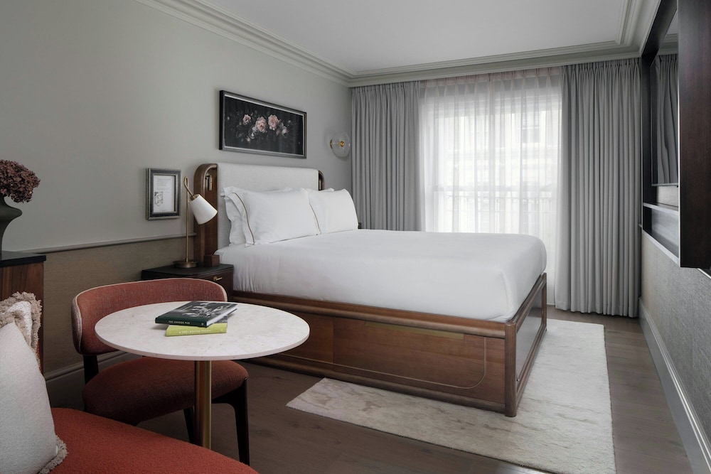 Montcalm Mayfair, Autograph Collection 6