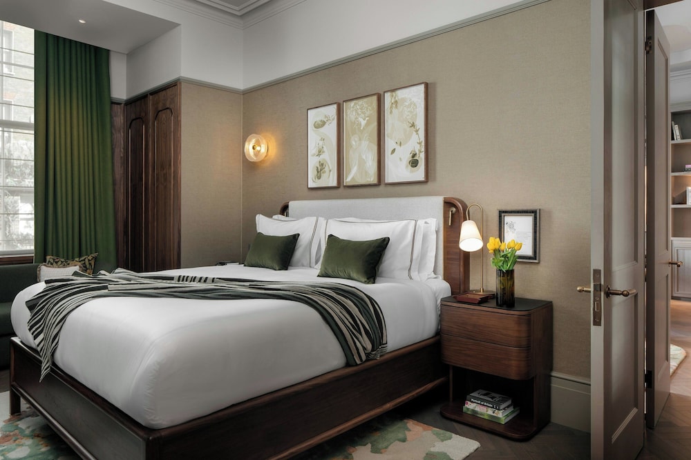 Montcalm Mayfair, Autograph Collection 13