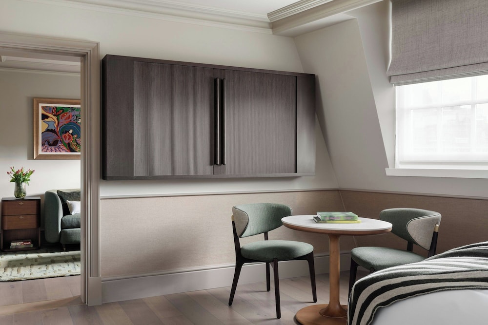 Montcalm Mayfair, Autograph Collection 14
