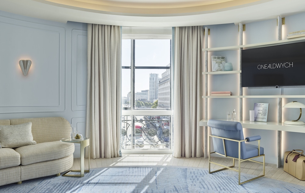 One Aldwych 8