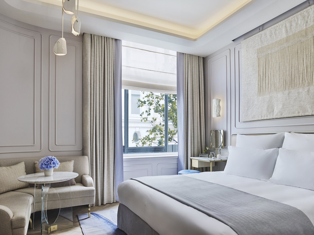 One Aldwych 9