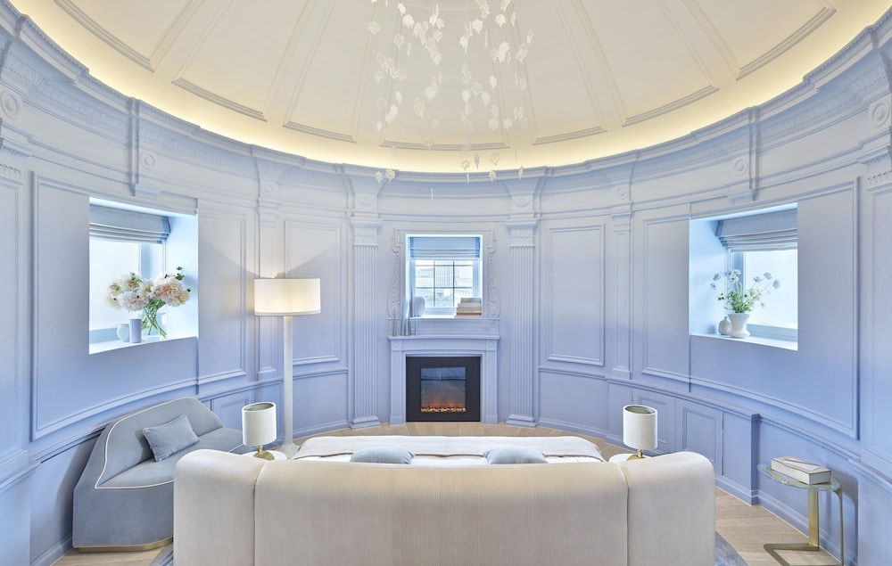 One Aldwych 24