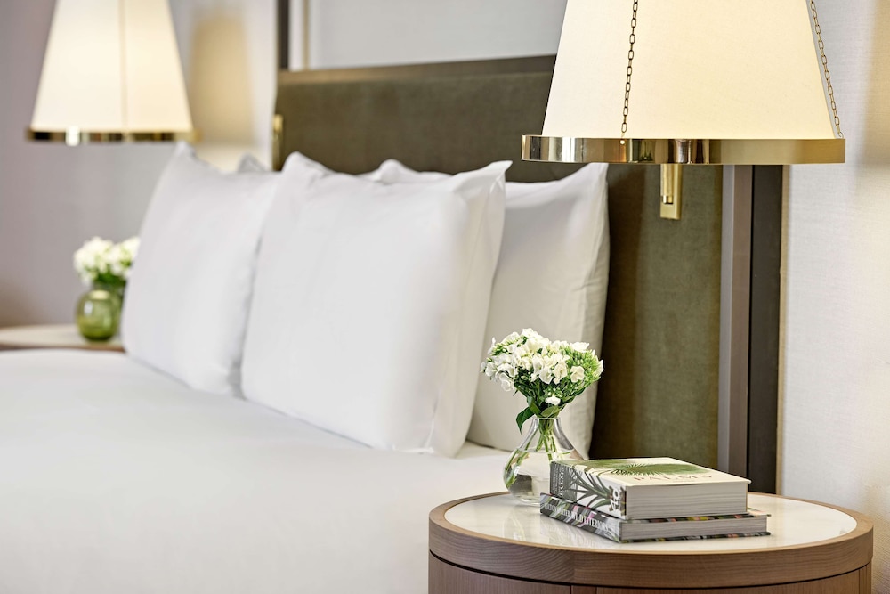 London Hilton on Park Lane 6