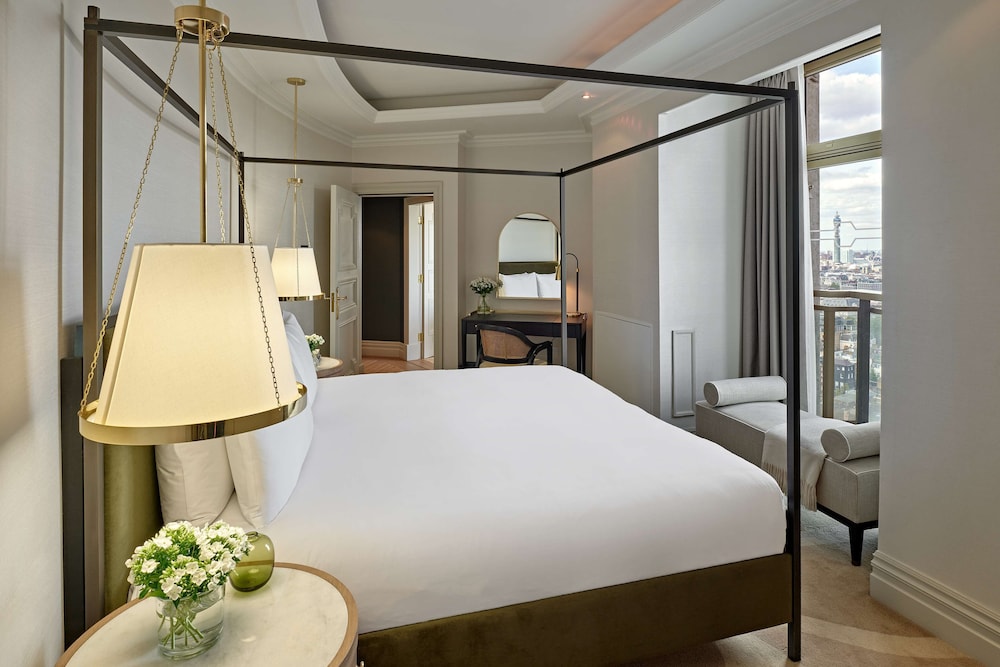 London Hilton on Park Lane 17