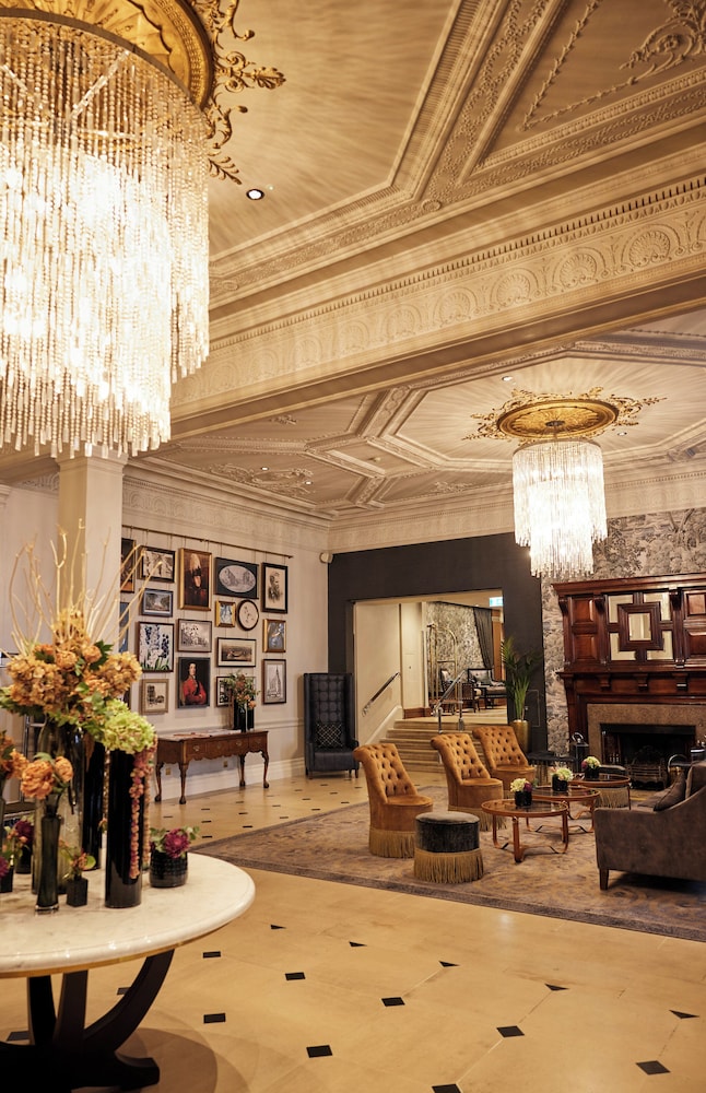 The Royal Horseguards Hotel 7