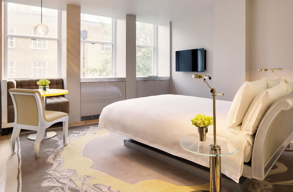Sanderson London 8