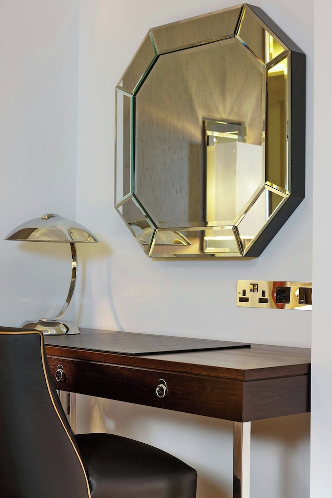 Sheraton Grand London Park Lane 23