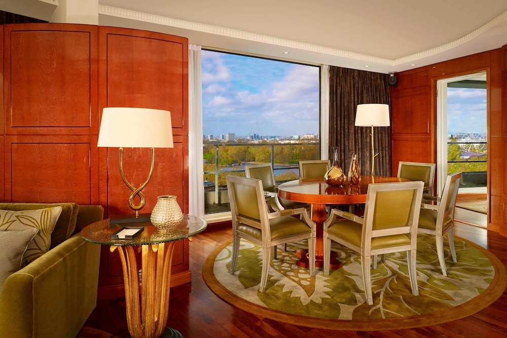 The Park Tower Knightsbridge, a Luxury Collection Hotel, London 24