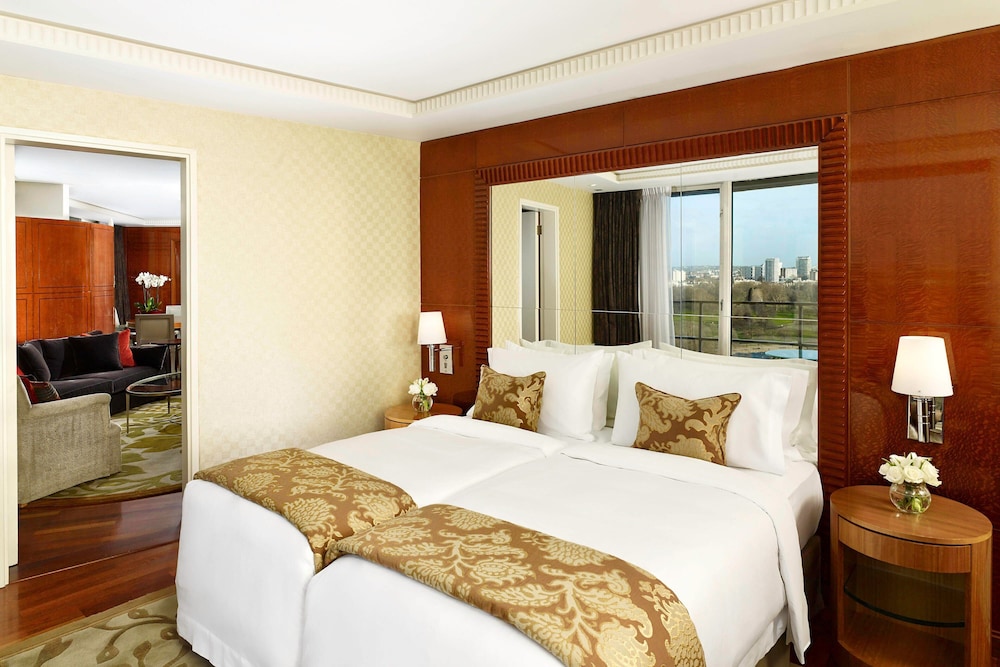 The Park Tower Knightsbridge, a Luxury Collection Hotel, London 15