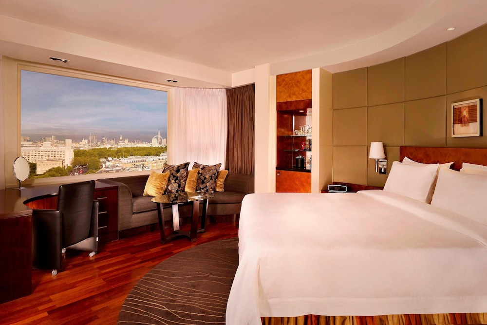 The Park Tower Knightsbridge, a Luxury Collection Hotel, London 11
