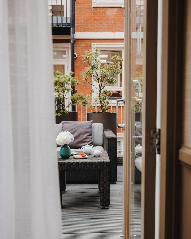 Althoff St. James's Hotel & Club, Mayfair 8