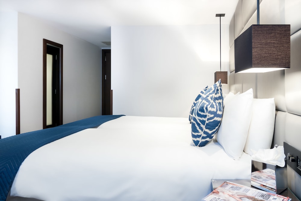 Montcalm Chilworth Townhouse 22