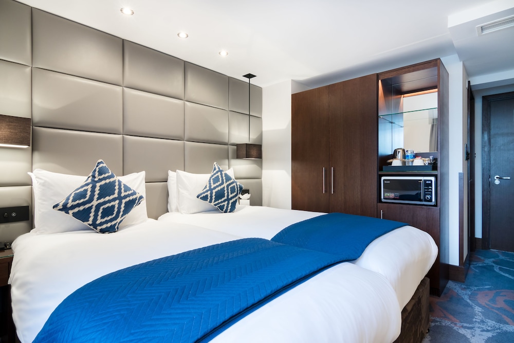 Montcalm Chilworth Townhouse 21