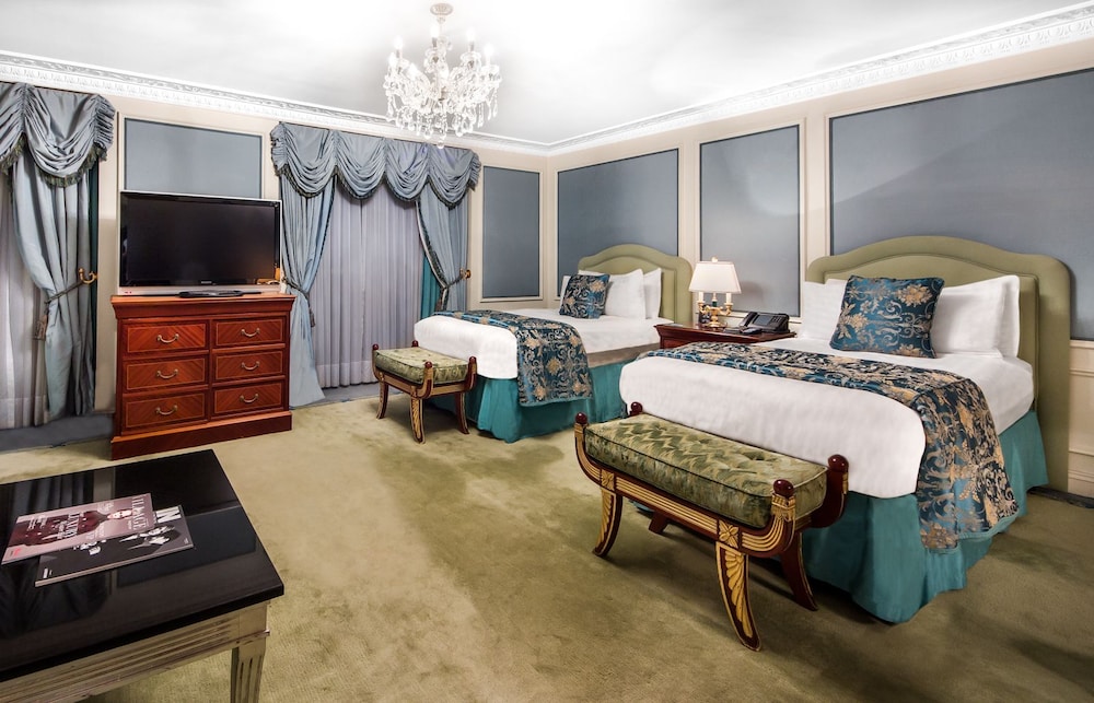 The Bentley Hotel 16