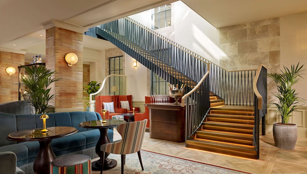 100 Queen's Gate Hotel London, Curio Collection by Hilton 4
