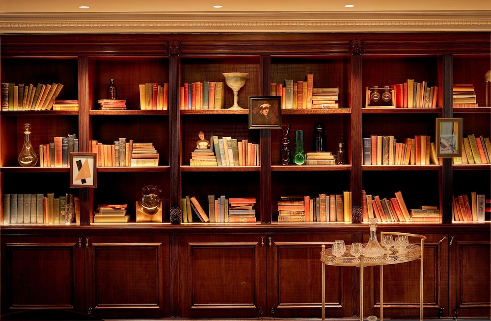 100 Queen's Gate Hotel London, Curio Collection by Hilton 3