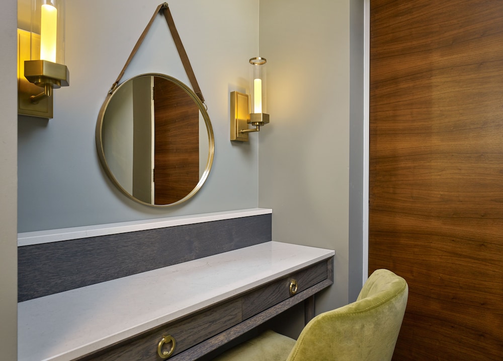 100 Queen's Gate Hotel London, Curio Collection by Hilton 6