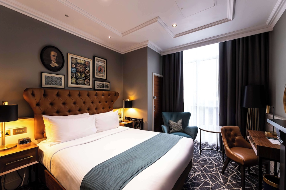 100 Queen's Gate Hotel London, Curio Collection by Hilton 15