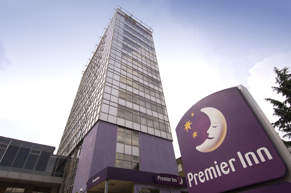 Premier Inn London Hammersmith 1