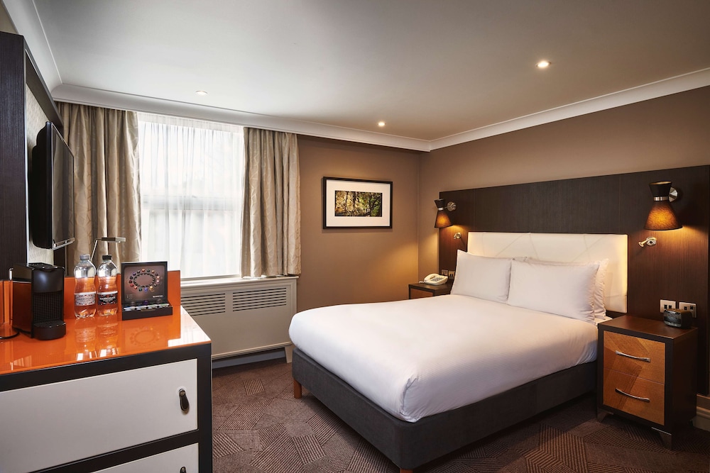 DoubleTree by Hilton Hotel London - Ealing 24