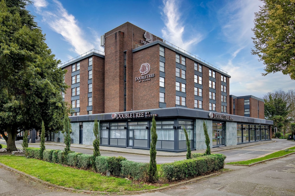 DoubleTree by Hilton Hotel London - Ealing 1