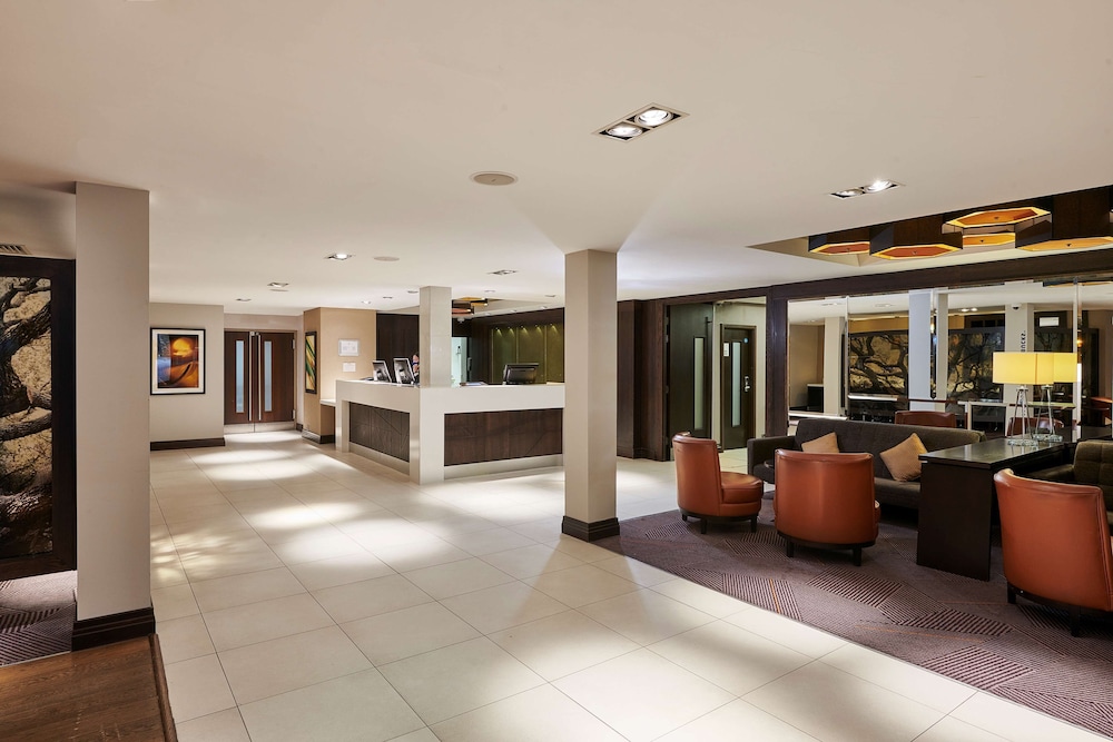 DoubleTree by Hilton Hotel London - Ealing 2