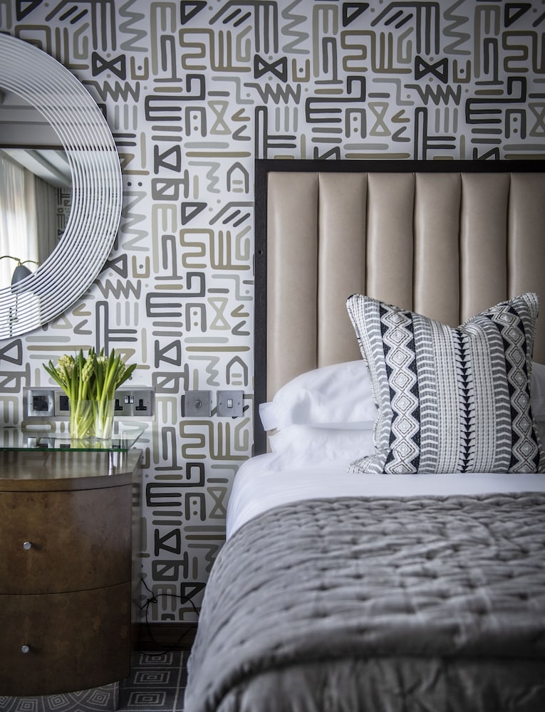 The Marylebone 8