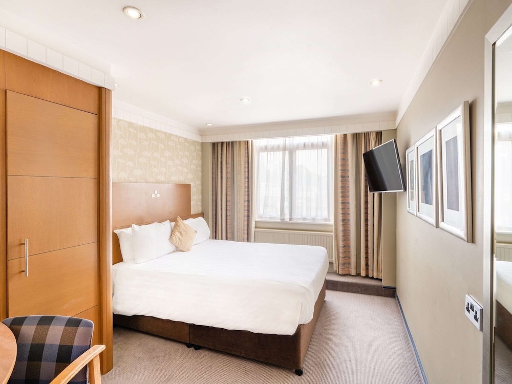 Mercure Maidstone Great Danes Hotel 13
