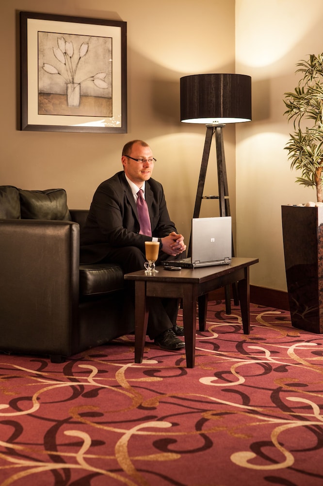 Mercure Maidstone Great Danes Hotel 4