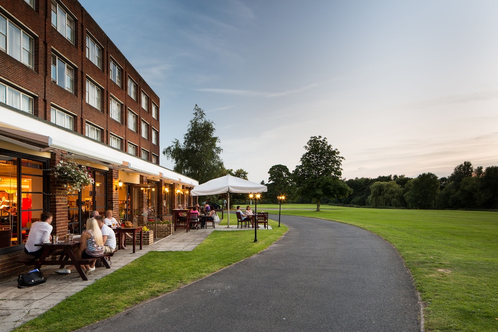 Mercure Maidstone Great Danes Hotel 24