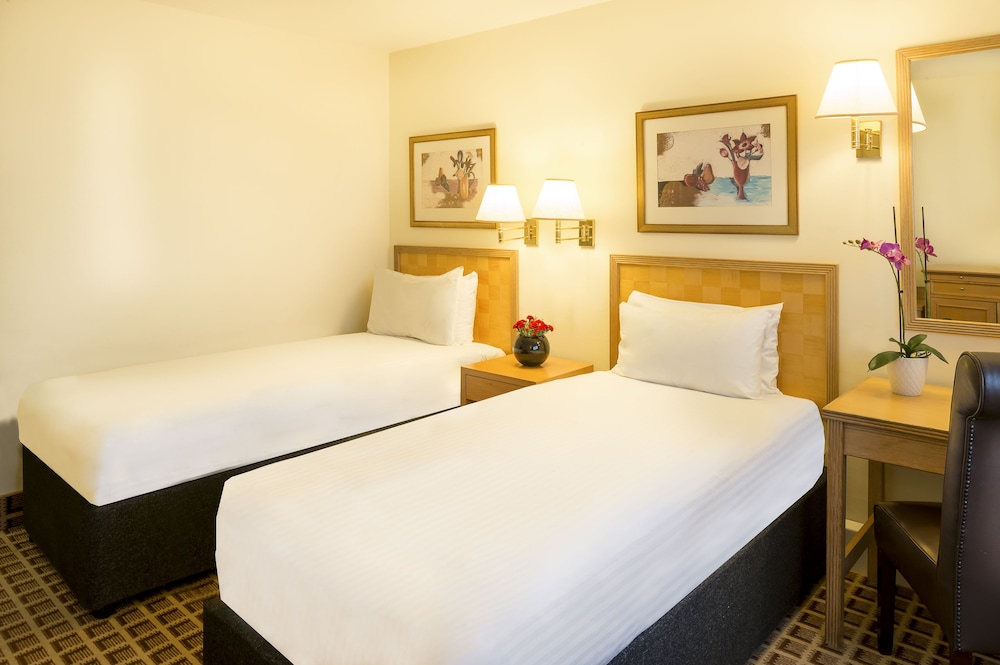 Copthorne Tara Hotel London Kensington 11