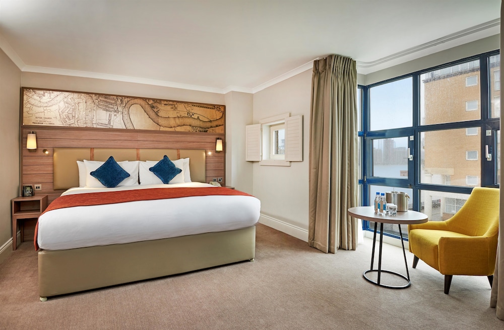 a&o London Docklands Riverside 7