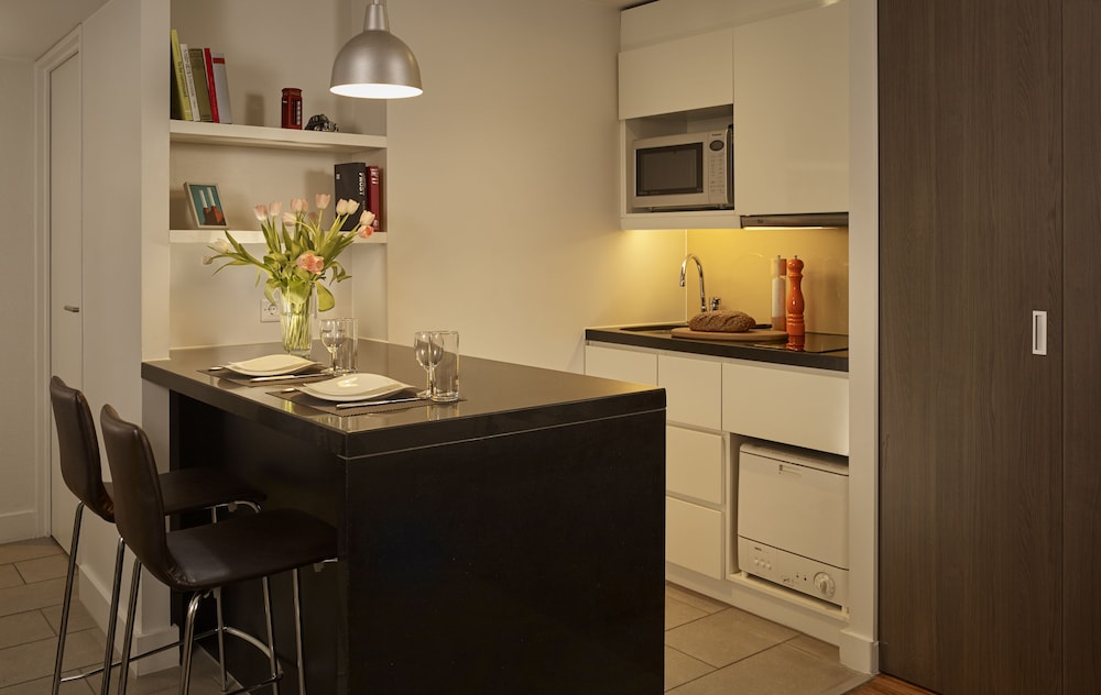 Citadines Trafalgar Square London 9