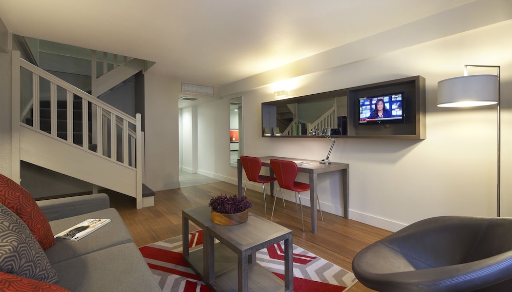 Citadines Trafalgar Square London 6