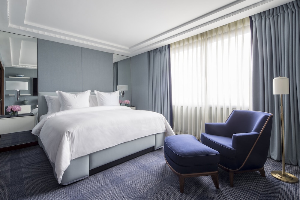 Four Seasons London at Park Lane 5