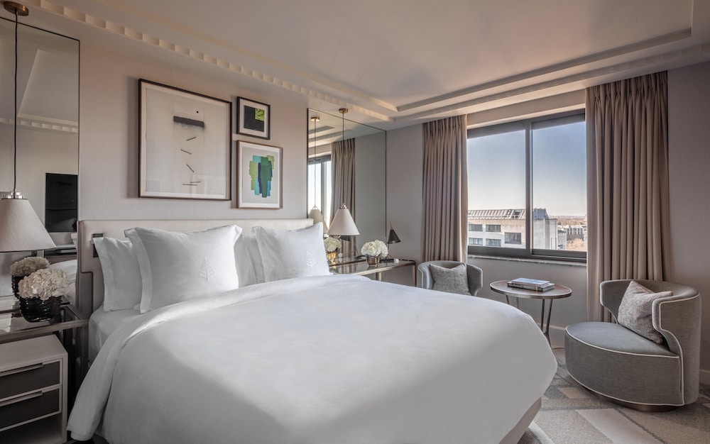 Four Seasons London at Park Lane 13