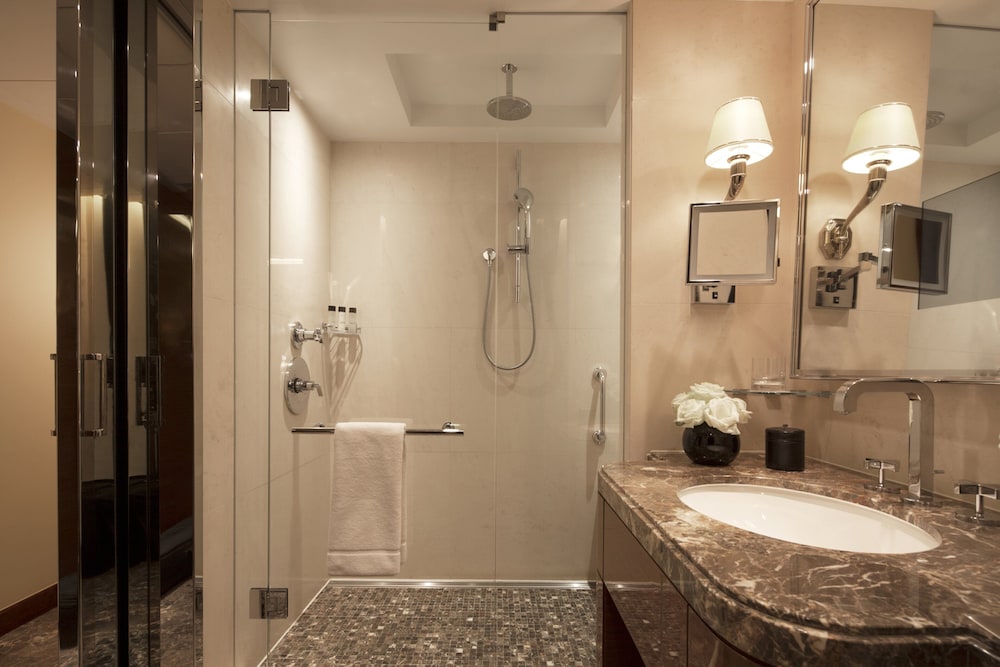 Four Seasons London at Park Lane 6