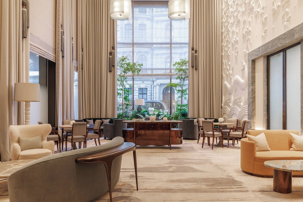 Four Seasons London at Park Lane 1