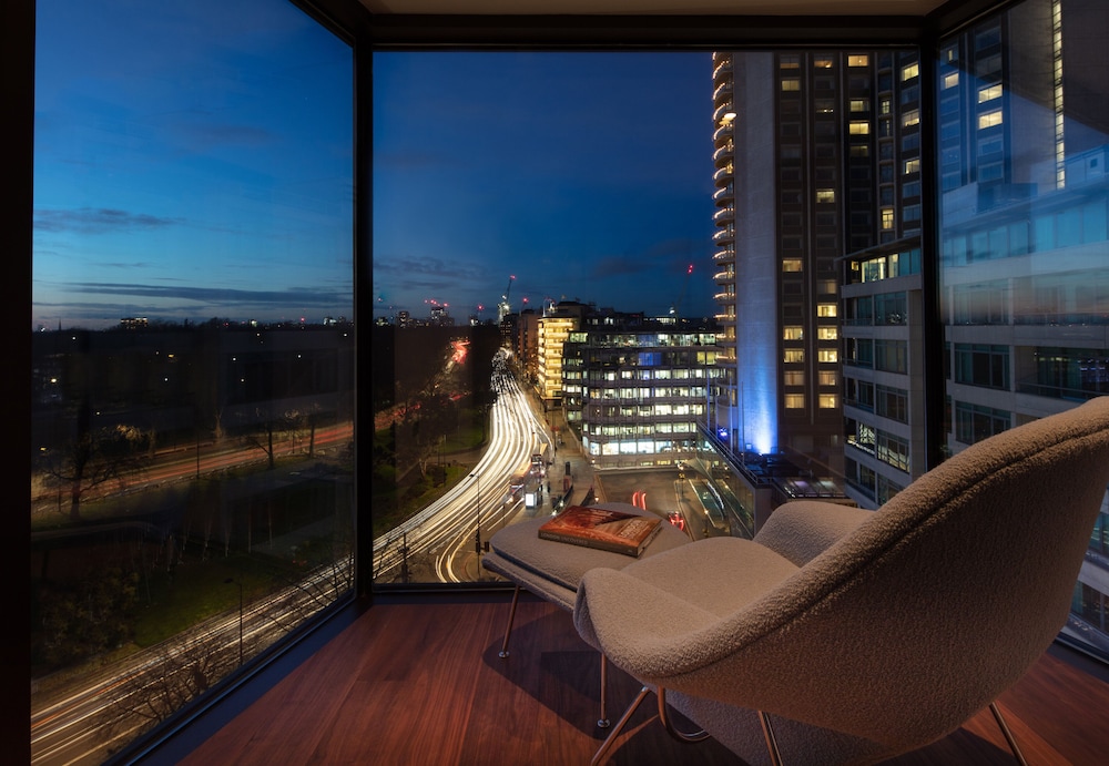 Four Seasons London at Park Lane 16